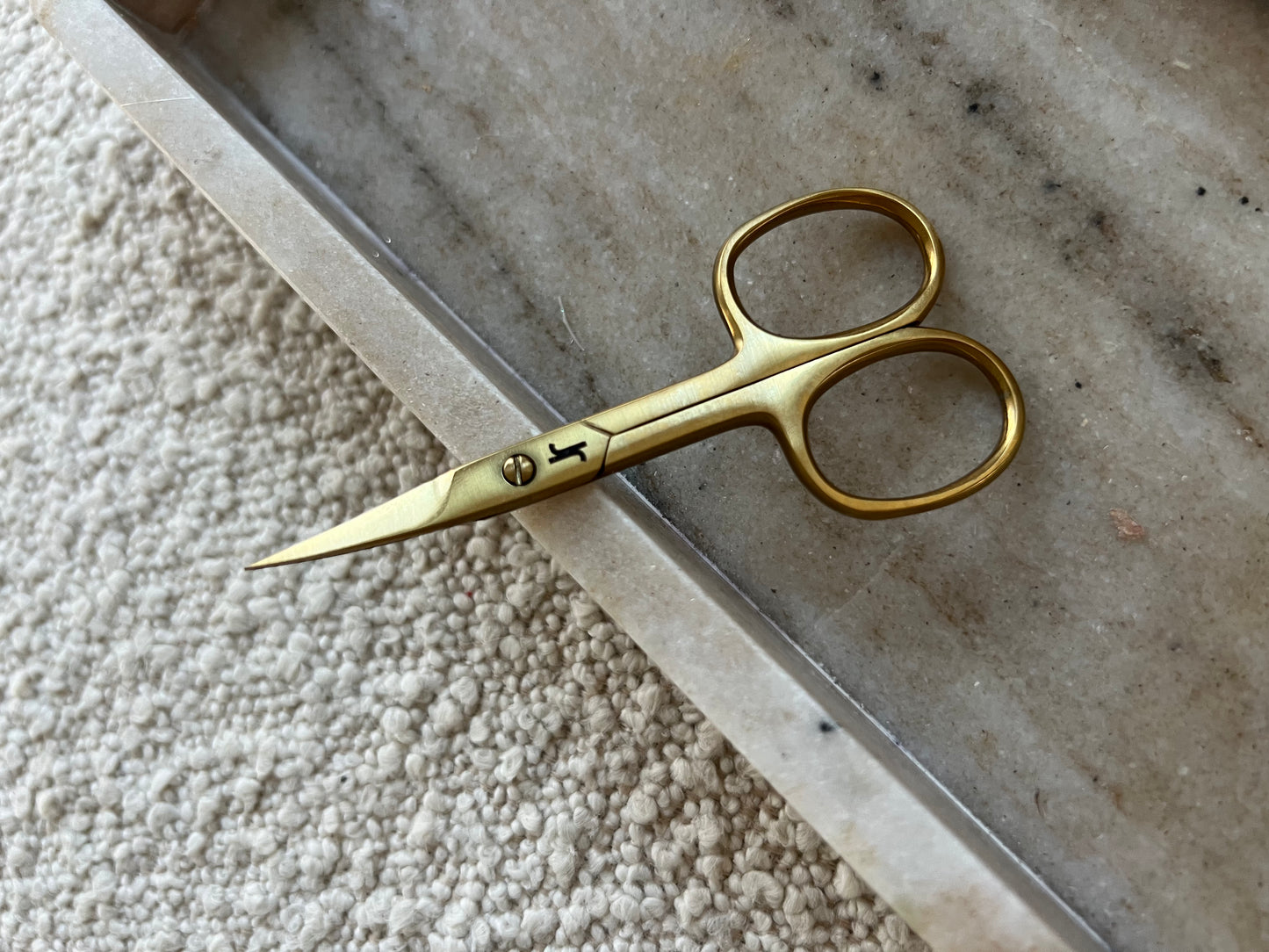 Neglesaks - Guld